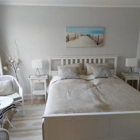 Bauerngarten 아파트 *